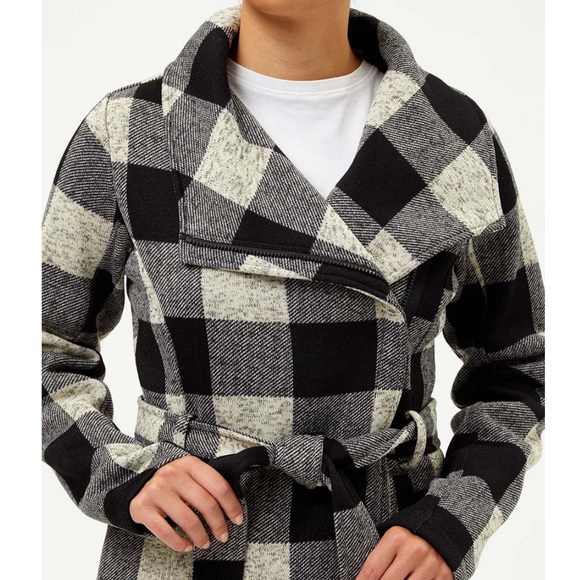 NEW Steve Madden Black & White Plaid Buffalo Check Wrap Coat Belted Plus Size 1X - Picture 4 of 5